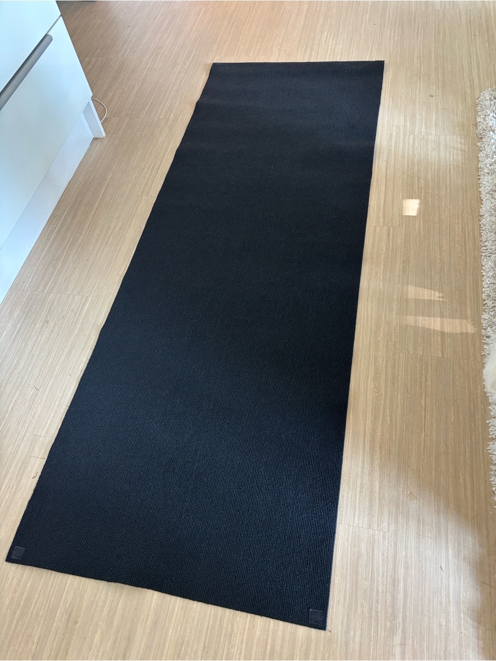 Ruggable washable runner rug neutral woven Tan 2.5 by 7 feet with pad - Picture 7 of 10
